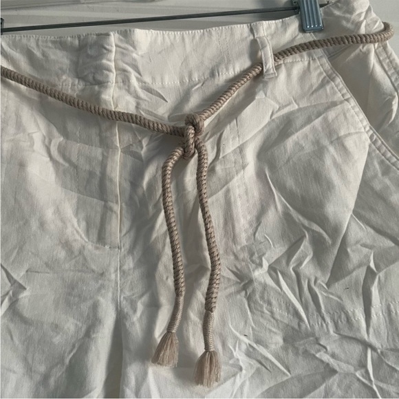 Talbots Stylish Rope Belt Shorts - Picture 5 of 8